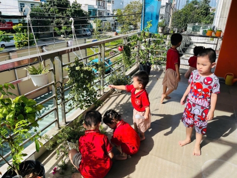 Có sân vườn cho bé